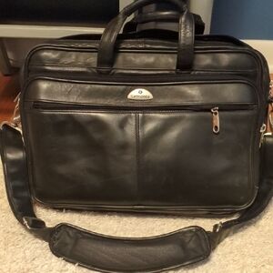 Samsonite Classic Black Men's Briefcase